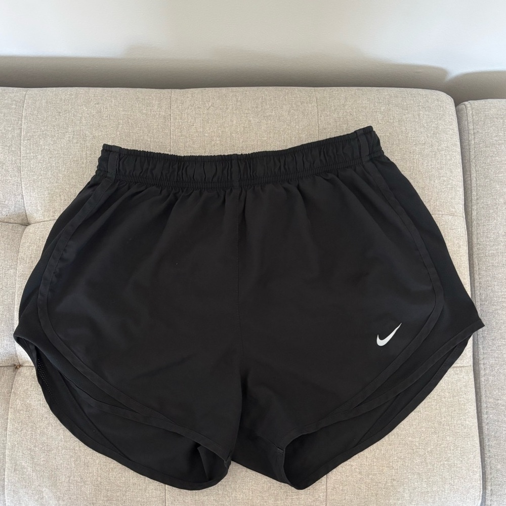 Nike shorts - black